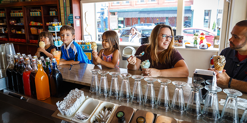 Clintons soda fountain 