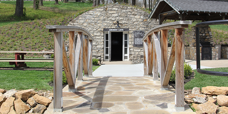 Holladay Distillery